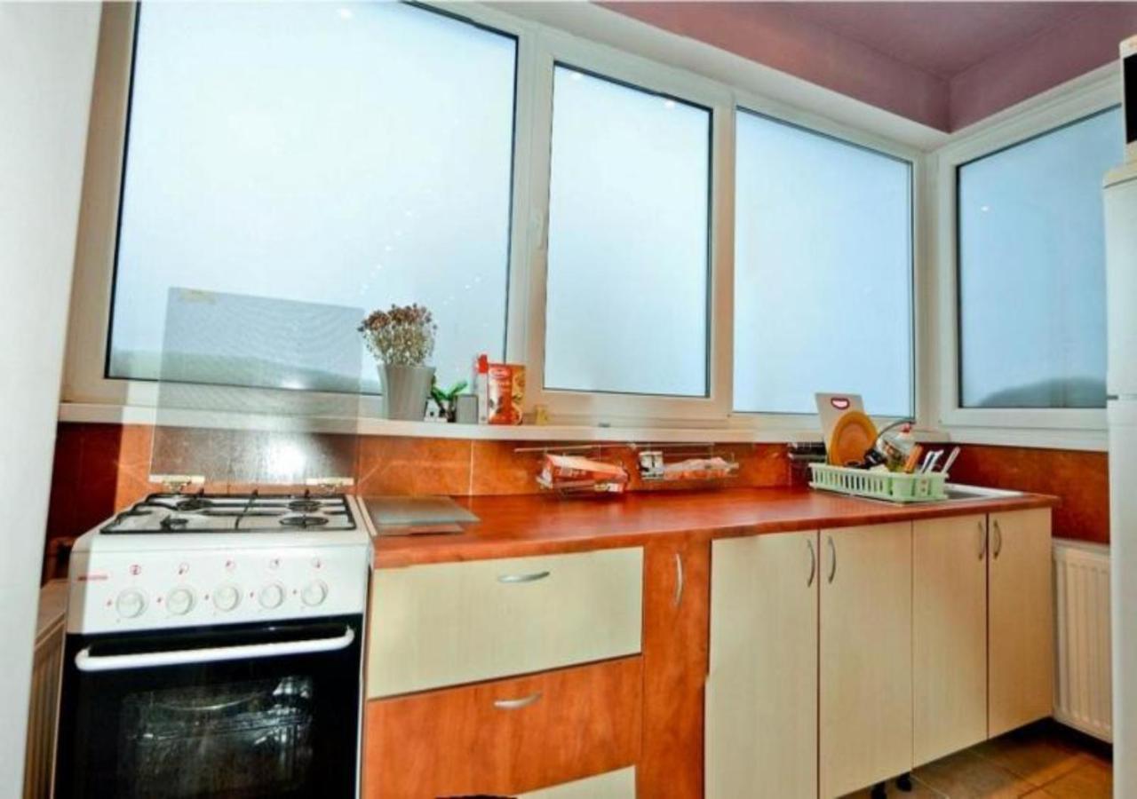Apartament Laurentiu - Etaj.1 Bucureşti Exterior foto