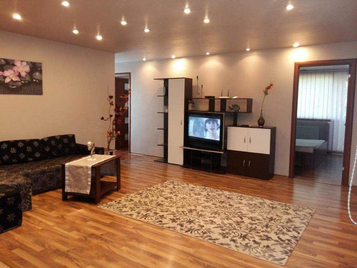 Apartament Laurentiu - Etaj.1 Bucureşti Exterior foto