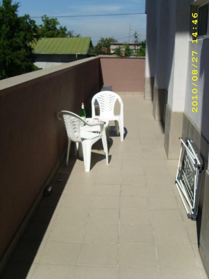 Apartament Laurentiu - Etaj.1 Bucureşti Exterior foto